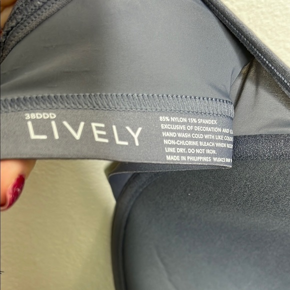 New With Tags LIVELY Purple Smoke Underwire Bra Women Size 38DDD - Picture 4 of 5
